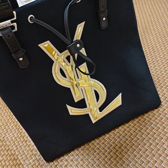 Yves Saint Laurent Blcak Bag - Picture 6 of 8